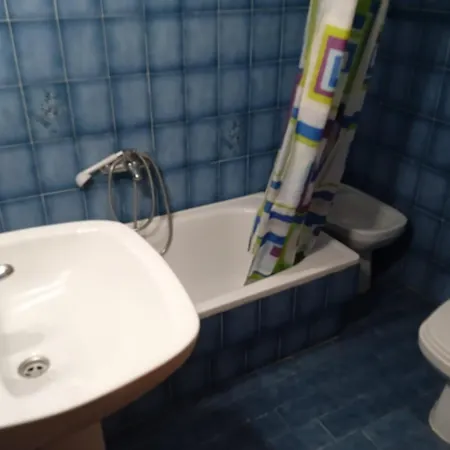 Vegas Con Piscina Y Garaje Appartamento Valenza